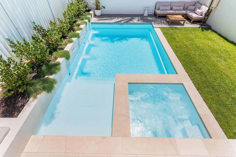 Aqualine pool gallery